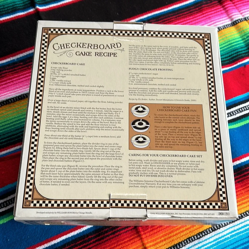 Williams-Sonoma Checkerboard Cake Pan Set in Box